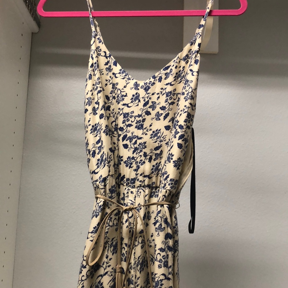 Floral jumpsuit with pockets